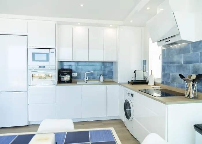 Cozy House - Stunning Views Apartament